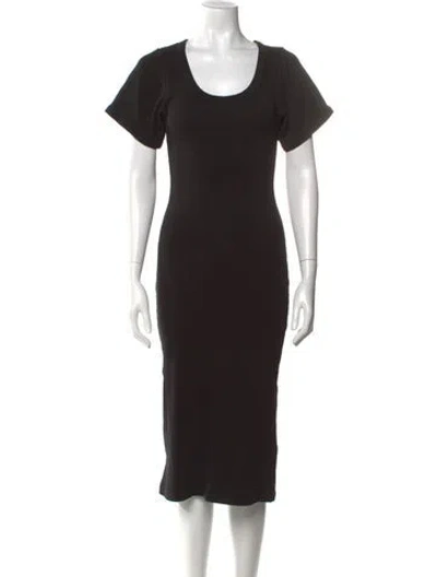 Pre-owned By Malene Birger Scoop Neck Midi Length Dress In Black