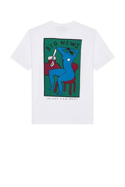 By Parra Big News T-shirt