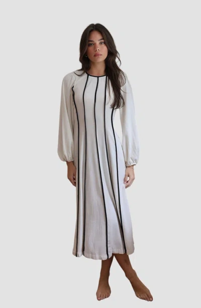 By Tess Collection In White/black Stripes