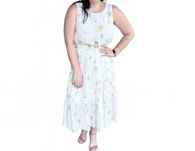 By Together Lemon Sleeveless Top In Cream In White