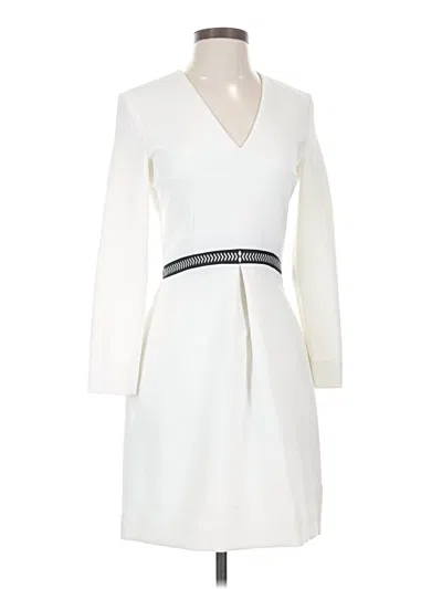 Pre-owned Byblos Casual Dress In Ivory