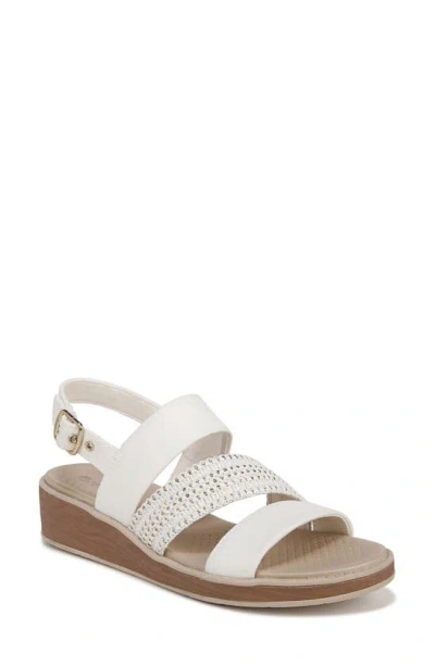 Bzees Bravo Sandal In White