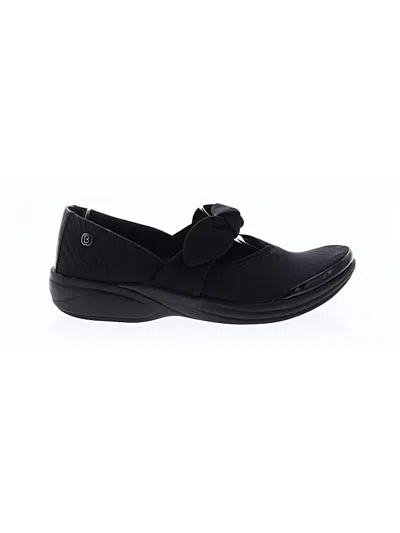 Pre-owned Bzees Flats In Black