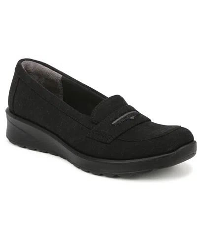 Bzees Gamma Washable Slip Ons In Black Stretch Linen