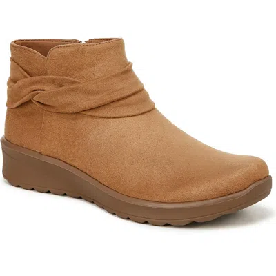 Bzees Gemma Womens Faux Suede Zip Up Ankle Boots In Brown