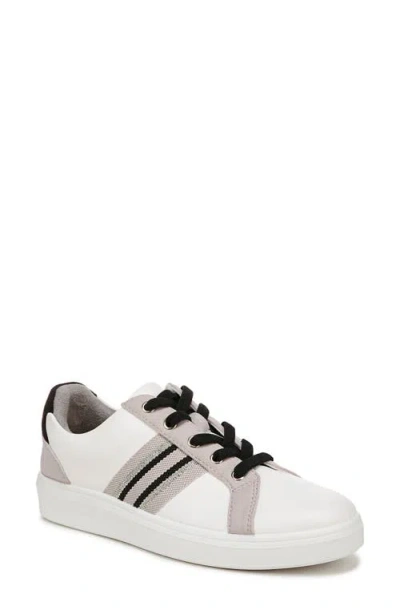 BZEES LIFESTRIDE HAPPY FRIDAY SNEAKER