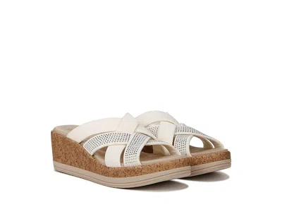 Bzees Reign Wedge Sandals In White