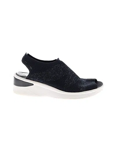 Pre-owned Bzees Sneakers In Blue