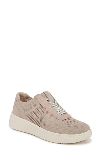 BZEES LIFESTRIDE WANDERER WEDGE SNEAKER