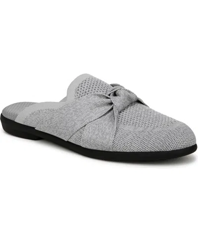 BZEES WOMEN'S KISSED-MULE WASHABLE MULES