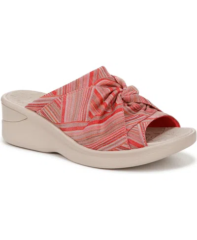 BZEES WOMEN'S SMILE 3 WASHABLE SLIDE WEDGE SANDALS