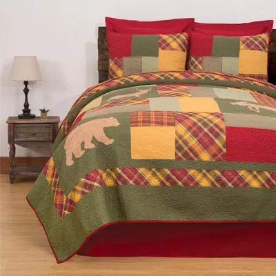 C & F Home Buckley Cotton Reversible Quilt Set In Green