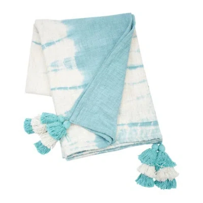 C & F Home C&f Home Buckroe Throws In Blue