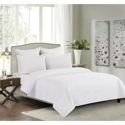 C & F Home Kya Sandstone Quilt Set Cotton Reversible Lightweight Bedspread Coverlet In White