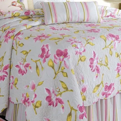 C & F Home Liliann Cotton Reversible Quilt In White,pink