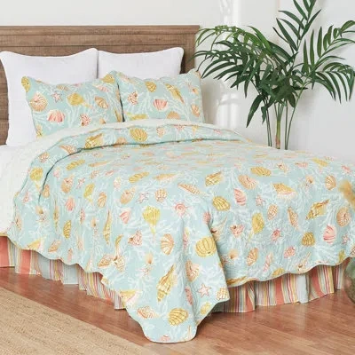 C & F Home St. Martin Cotton Reversible Quilt Set In Blue;white