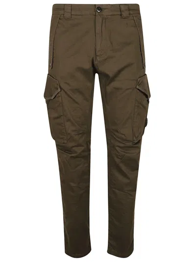 C.p. Company Trousers Cargo Multiple Pockets In Ivy Green