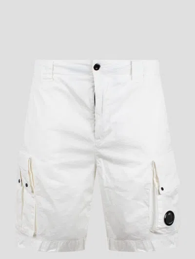 C.p. Company Cotton Cargo Shorts In White