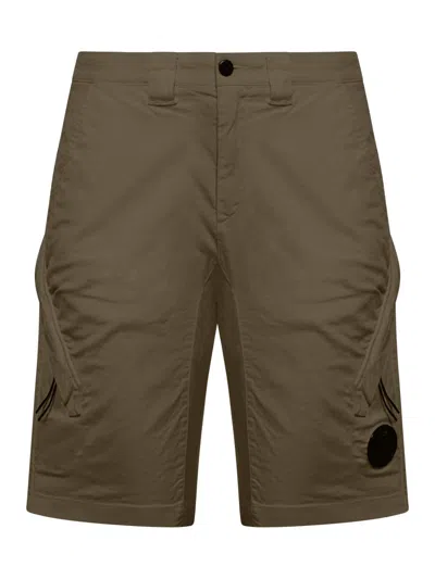 C.p. Company Shorts In Green