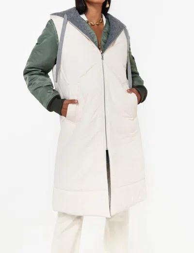 Caalo 5-in-1 Reversible Coat & Vest In Lt Grey/green In White