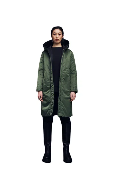 Caalo Sustainable Reversible Satin Down Coat