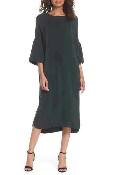 Caara Stroll In The Woods Shift Dress In Green