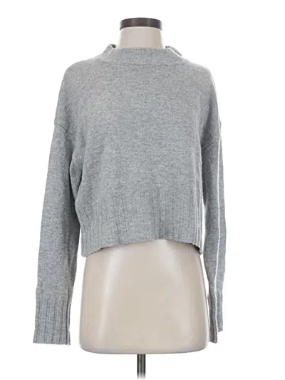 Pre-owned Caara Wool Pullover Sweater In Gray