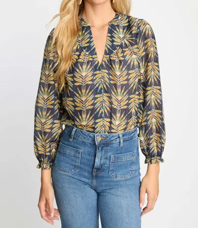 Caballero Sutton Top In Deco Plume In Multi