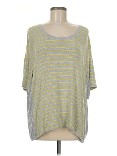 Pre-owned Cabi 3/4 Sleeve T-shirt In Green