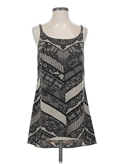 Pre-owned Cabi Casual Dress In Gray