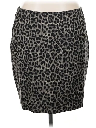 Pre-owned Cabi Casual Skirt In Gray