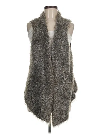 Pre-owned Cabi Faux Fur Vest In Gray