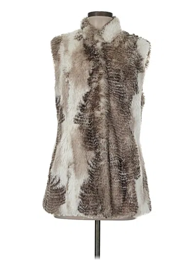 Pre-owned Cabi Faux Fur Vest In Ivory