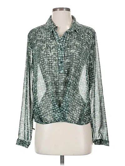 Pre-owned Cabi Long Sleeve Blouse In Green