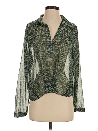 Pre-owned Cabi Long Sleeve Blouse In Green