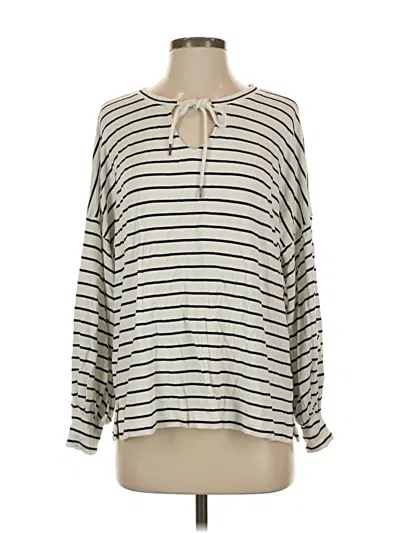 Pre-owned Cabi Long Sleeve Blouse In Ivory