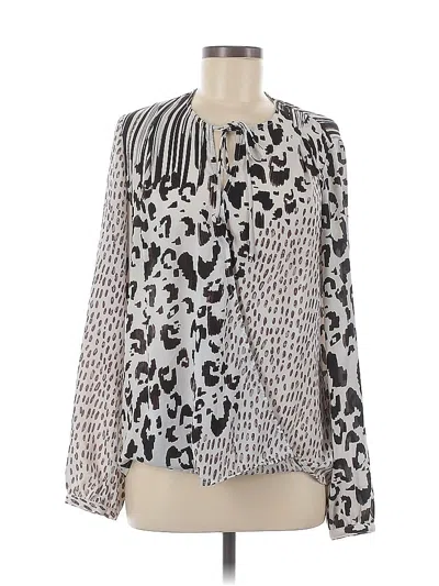 Pre-owned Cabi Long Sleeve Blouse In Silver