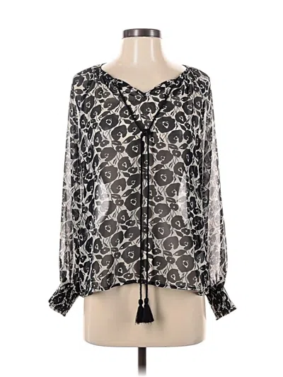 Pre-owned Cabi Long Sleeve Blouse In Silver