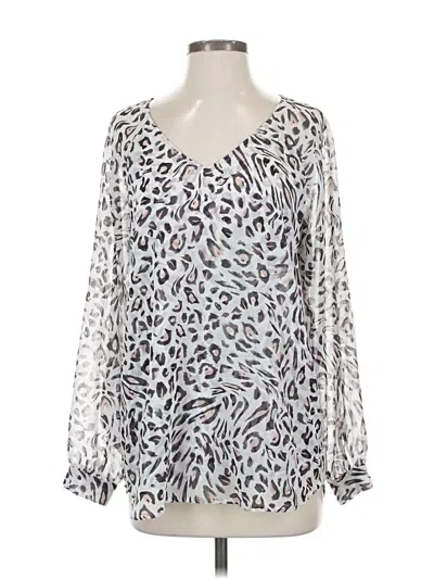 Pre-owned Cabi Long Sleeve Blouse In Silver
