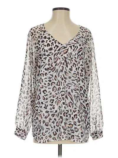 Pre-owned Cabi Long Sleeve Blouse In Silver