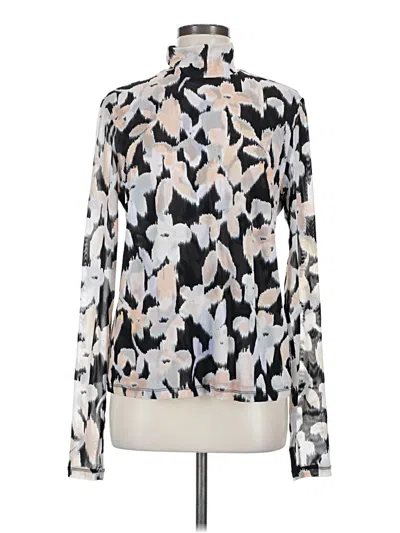 Pre-owned Cabi Long Sleeve Blouse In Silver