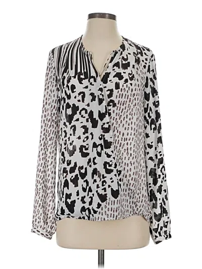 Pre-owned Cabi Long Sleeve Blouse In Silver