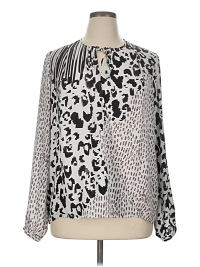 Pre-owned Cabi Long Sleeve Blouse In Silver