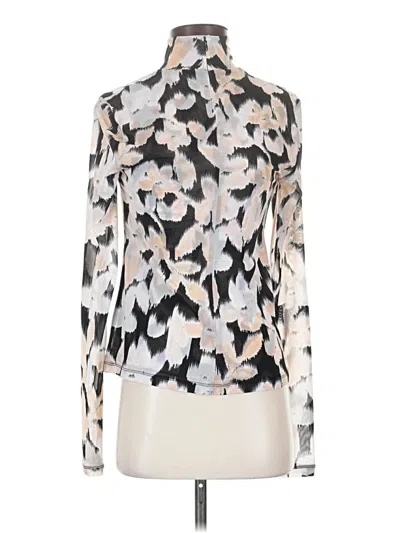Pre-owned Cabi Long Sleeve Blouse In Silver