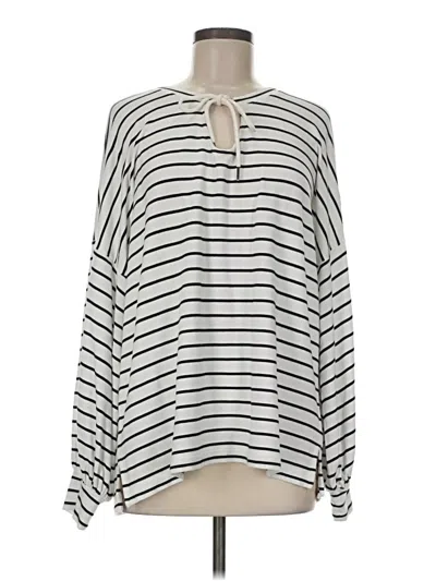 Pre-owned Cabi Long Sleeve Blouse In Silver