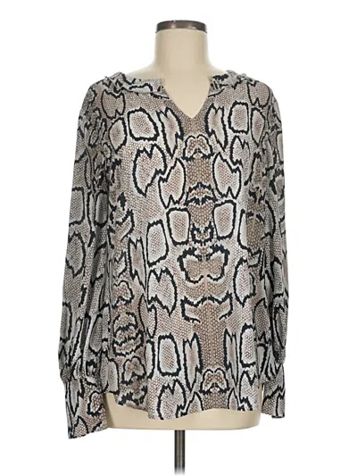 Pre-owned Cabi Long Sleeve Blouse In Silver