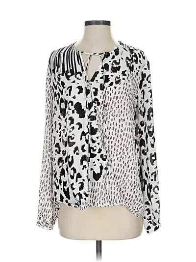 Pre-owned Cabi Long Sleeve Blouse In White