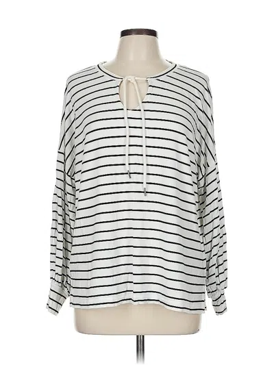 Pre-owned Cabi Long Sleeve T-shirt In Silver