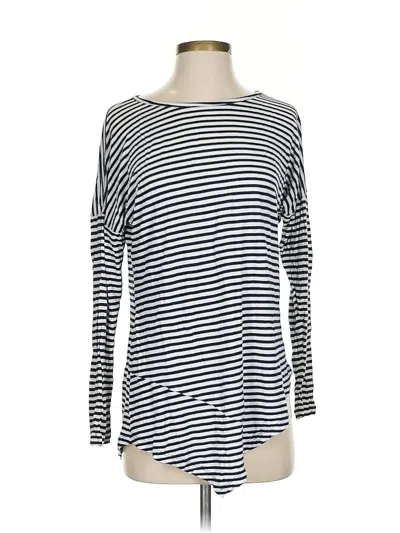 Pre-owned Cabi Long Sleeve T-shirt In Silver