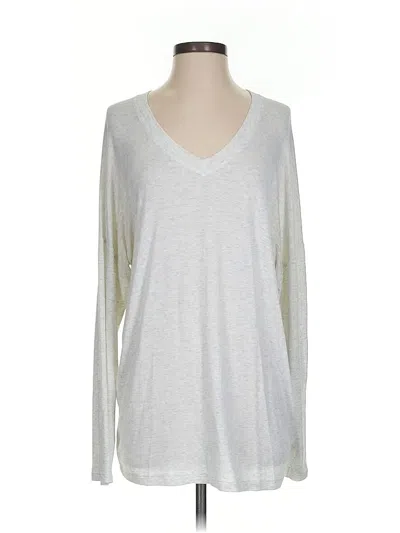 Pre-owned Cabi Long Sleeve T-shirt In Silver